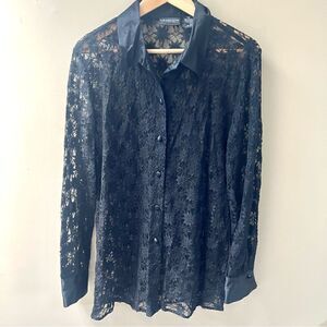 Liz Claiborne lace longline button down top. Size 12
